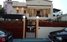 Villa Avatos - Near To The Port Of Rafina And The Airport Of Athens